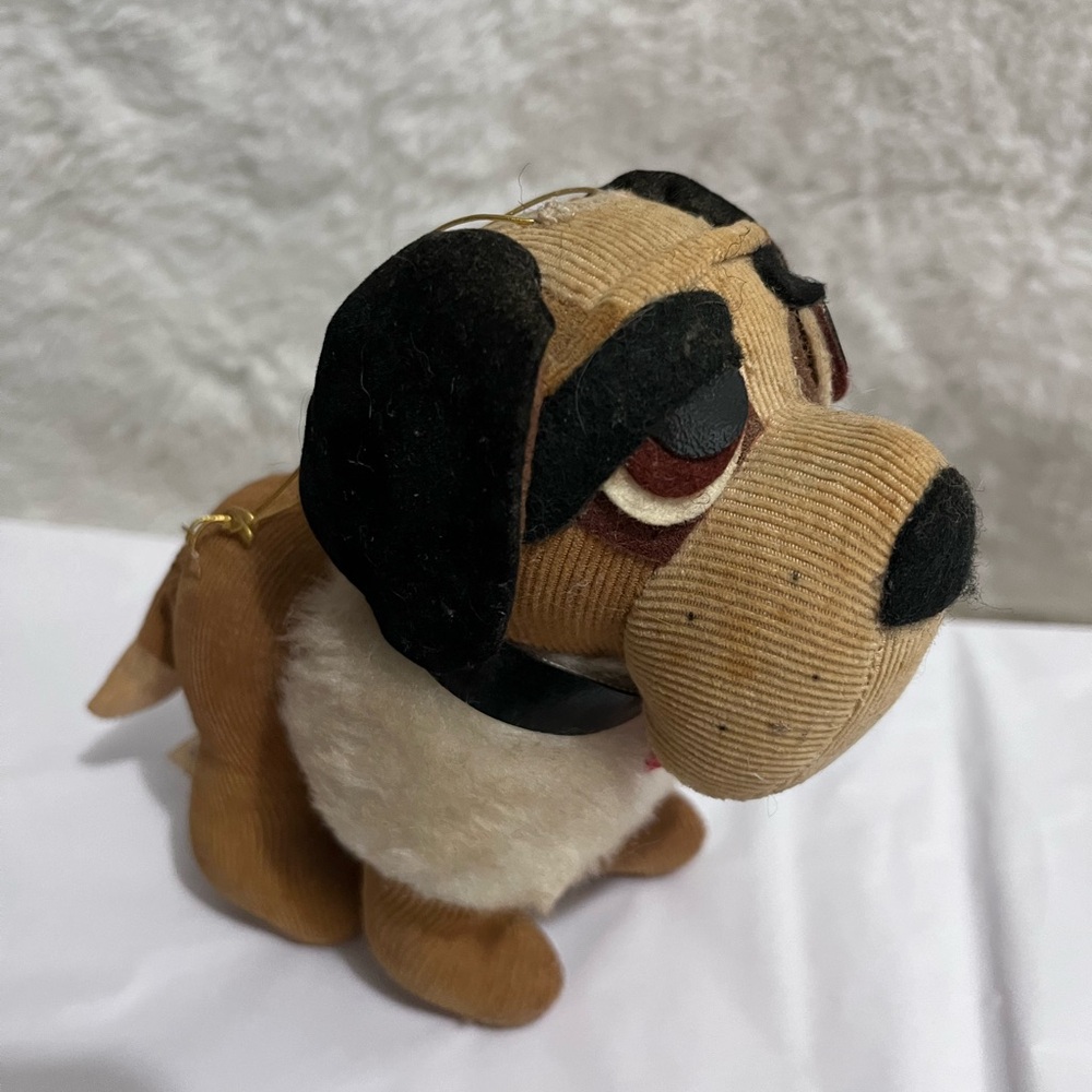 Vintage St. Bernard dog
Animal Fair plush toy pet
Japan 6 " tall